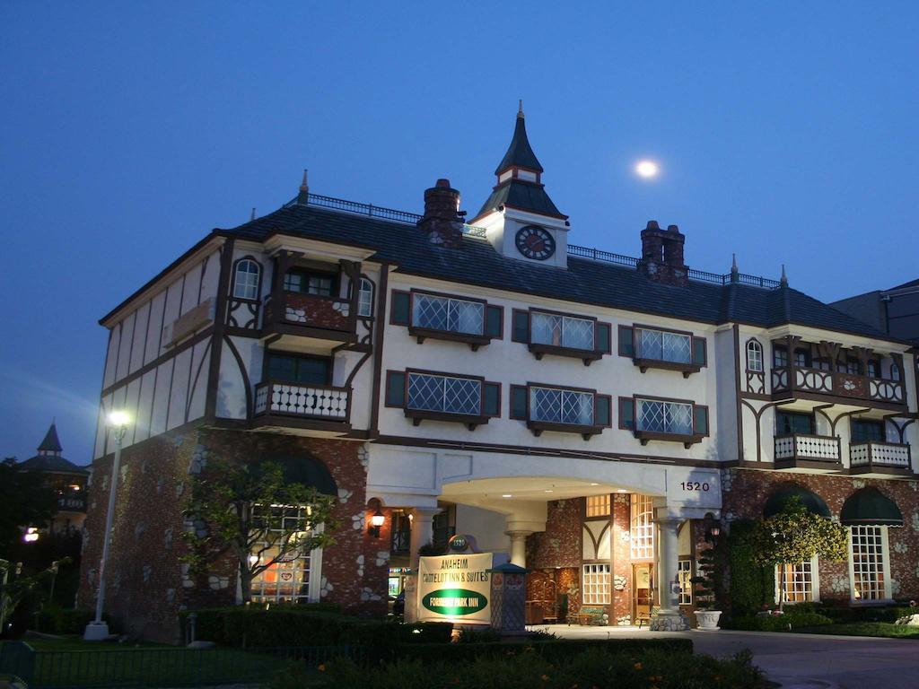 Anaheim Camelot Inn & Suites Luaran gambar