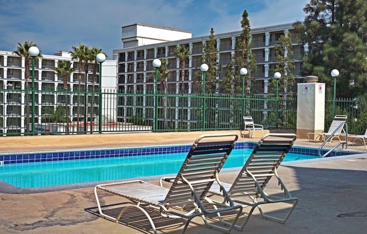 Anaheim Camelot Inn & Suites Luaran gambar